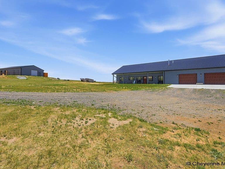 1722 Road 136 photo 1