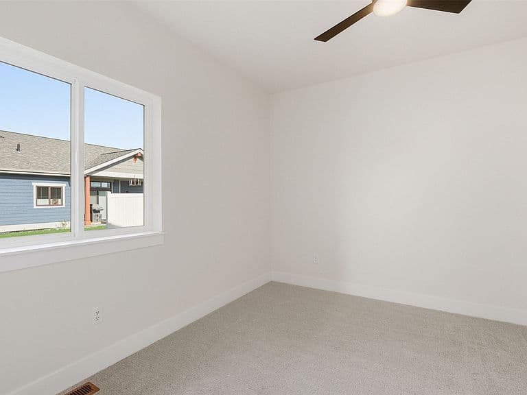3990 Camden St APT B photo 5