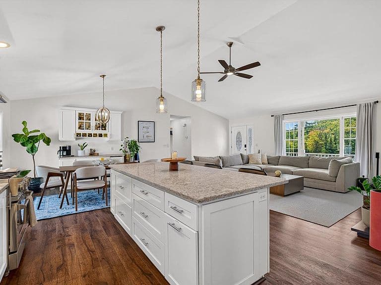405 Shaker Hill Road photo 4