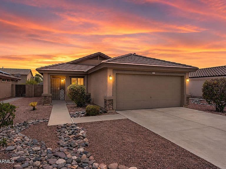 16667 W PARADISE Lane photo 1