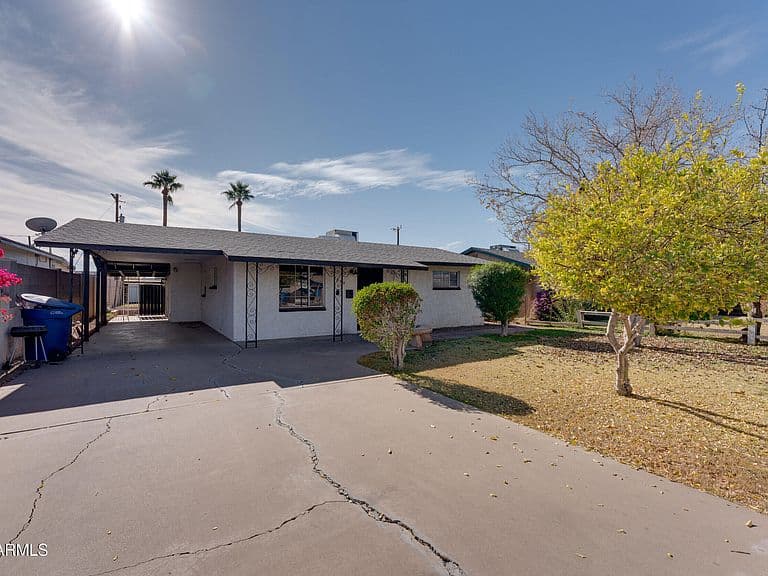 2089 E DON CARLOS Avenue photo 5