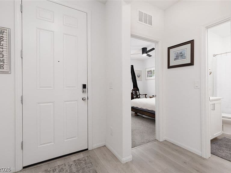10925 Cilantro Ave photo 4