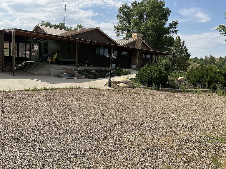 221 Highway 261 photo 1