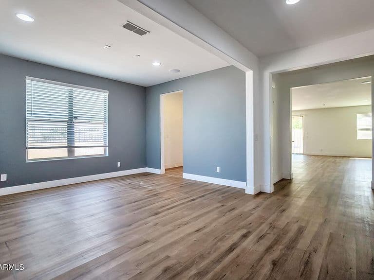 3705 S 105TH Drive photo 5