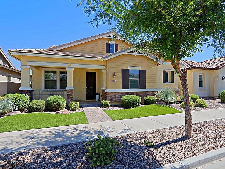4290 E CYNTHIA Street photo 1