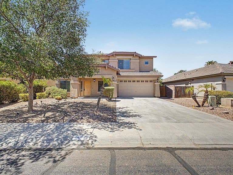 44409 W Canyon Creek Drive photo 1