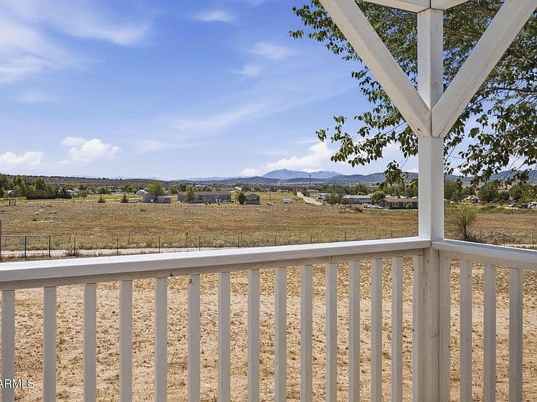 320 E VERDE RANCH Road photo 5