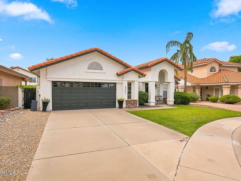4921 E LE MARCHE Avenue photo 2