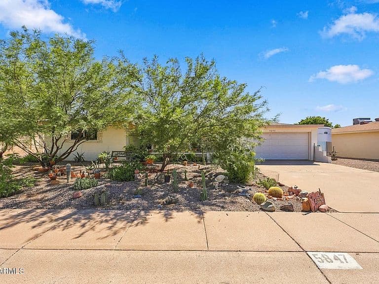 5847 E DUNCAN Street photo 1