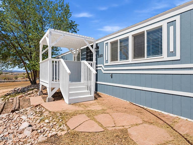 320 E VERDE RANCH Road photo 4