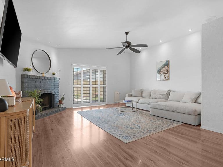 1616 N Alta Mesa Drive #60 photo 2