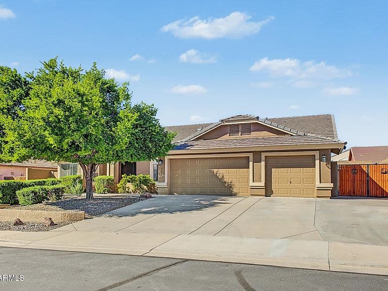 6904 E Minton Street photo 3
