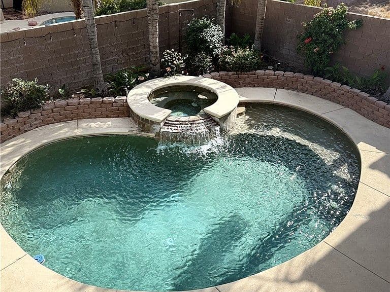 9109 Little Horse Ave photo 3