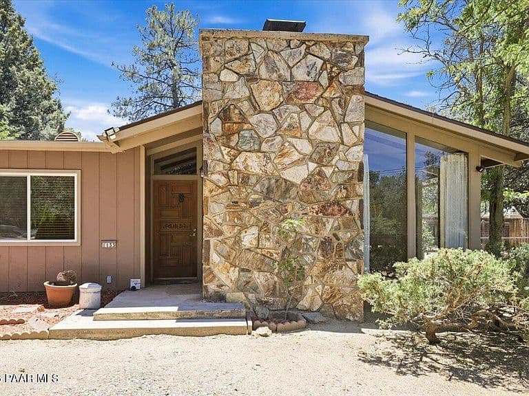 1133 Copper Basin Rd photo 3