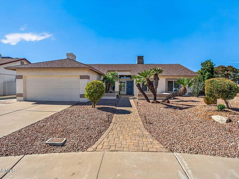 16214 N 61st Avenue photo 1