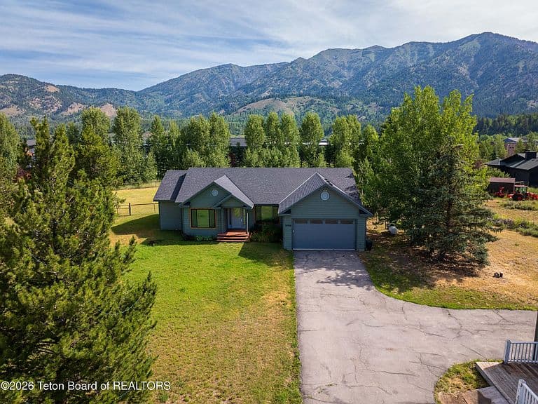 68 Kelly Ln photo 1