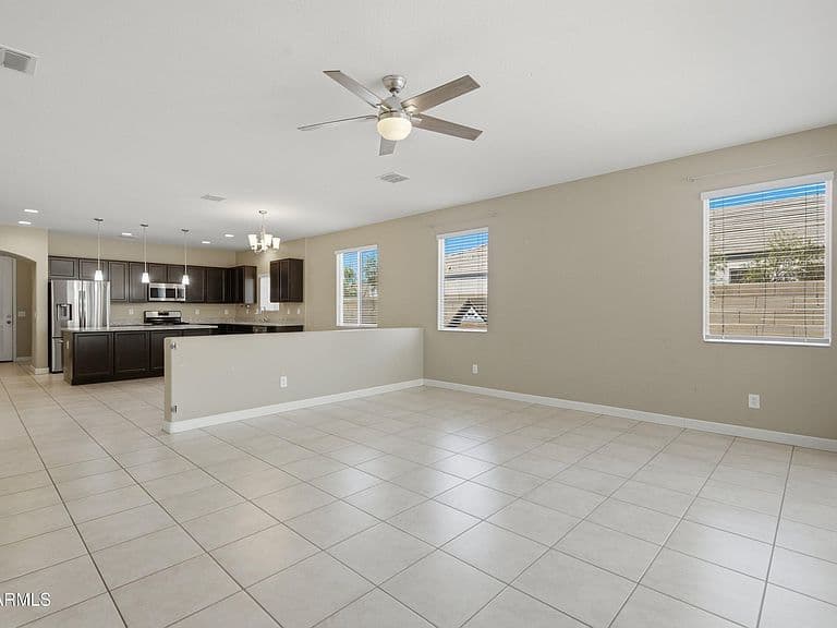13544 W DESERT MOON Way photo 4