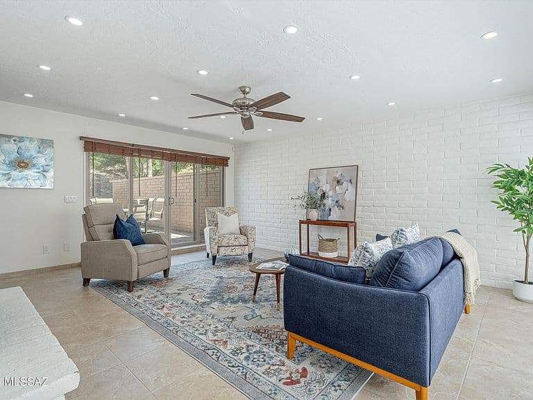 4671 E Camino De Oro photo 5