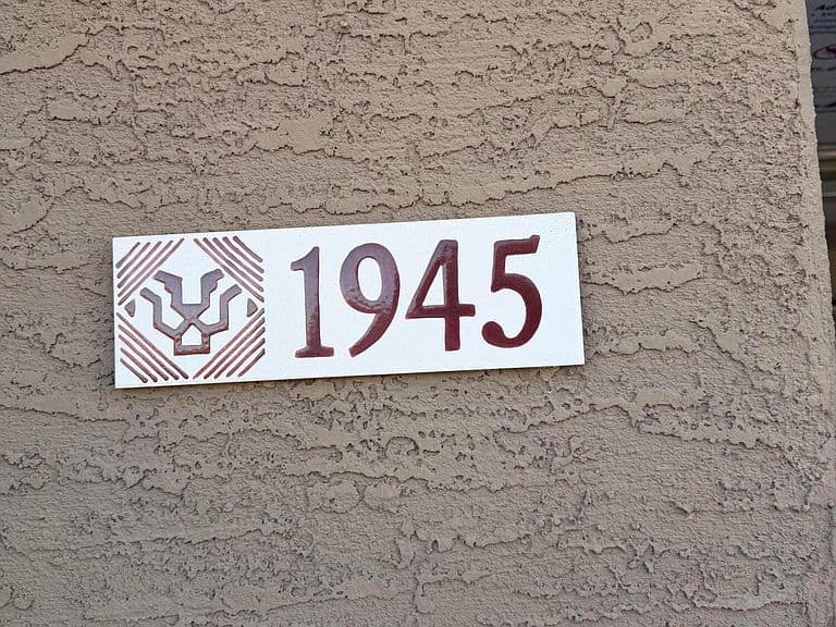 1945 E ALOE Place photo 4