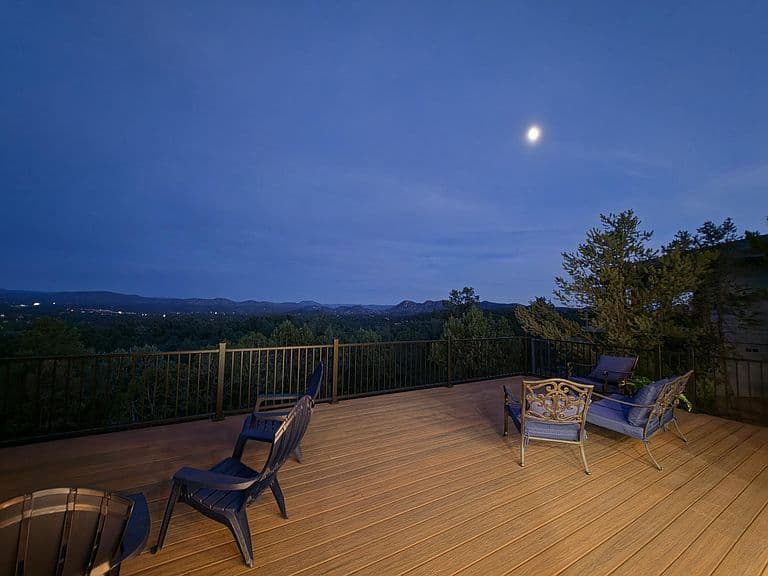 1203 N Camelot Dr photo 5