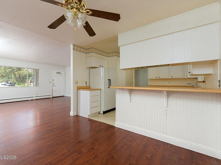 1118 Patton St photo 5
