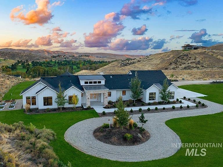6534 N High Valley Way photo 1