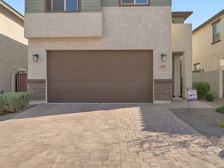 3389 S 180TH Avenue photo 2