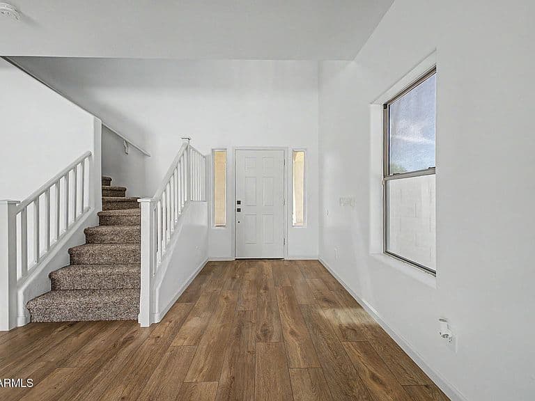 44122 W CYPRESS Lane photo 5