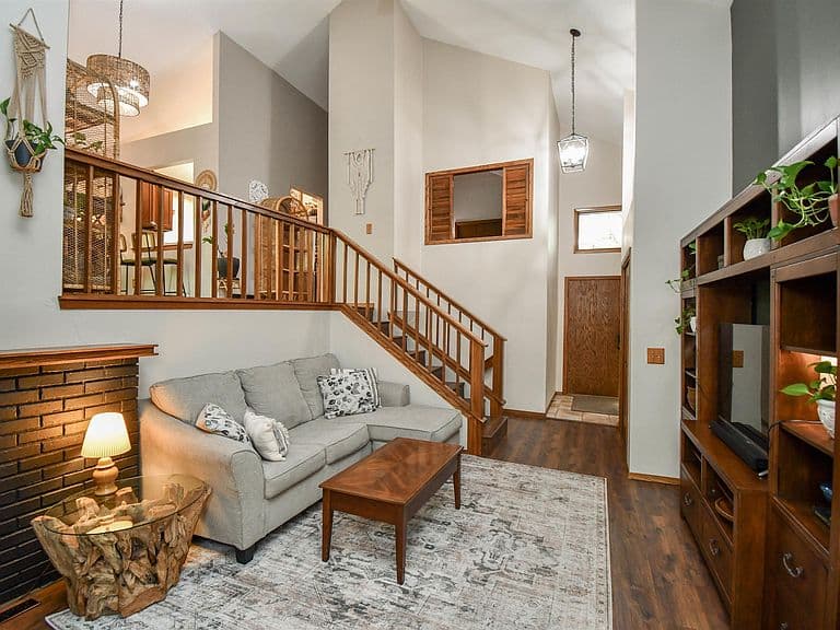 1715 N Tahoe Trl photo 5