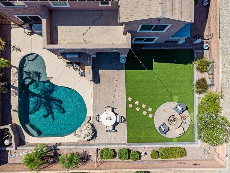 6905 S Sapphire Way photo 3