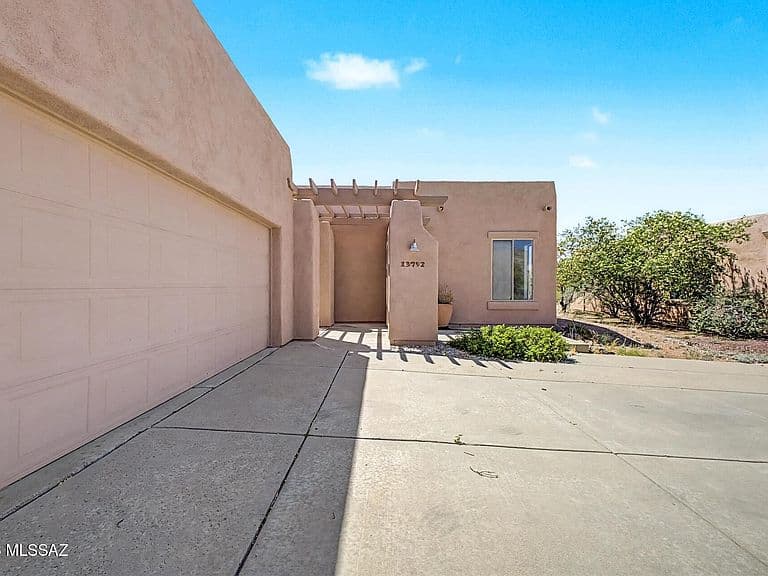 13792 E Langtry Ln photo 4