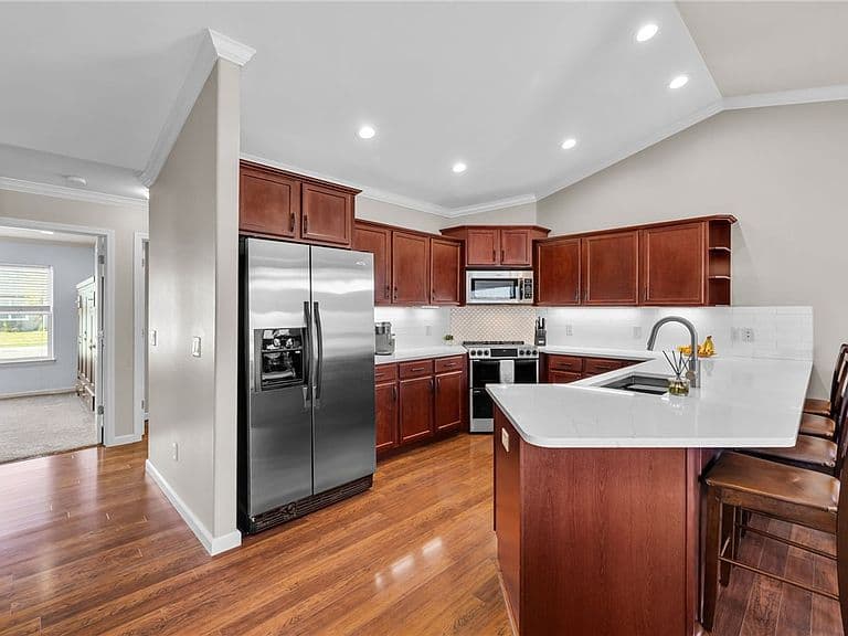 1217 Crystal Lake Ln photo 3