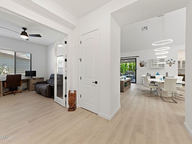 20716 W PASADENA Avenue photo 3