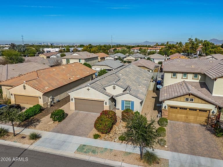 3710 E BRANHAM Lane photo 3