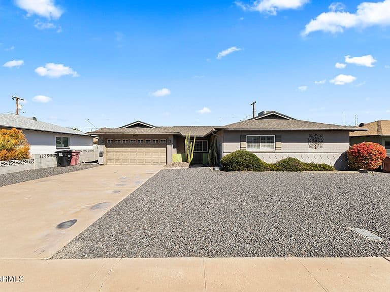 6426 E WILSHIRE Drive photo 4
