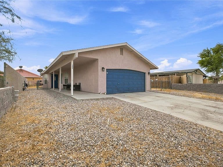 562 Palo Verde Drive photo 5