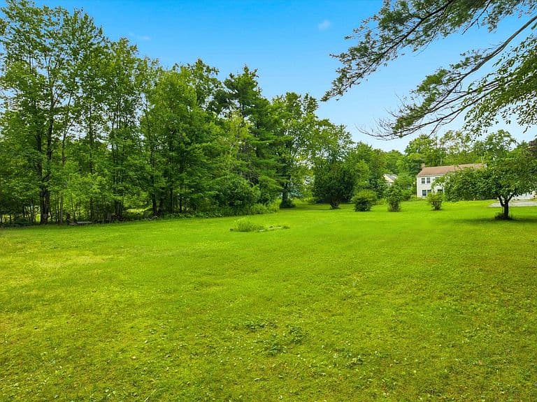 308 Squantum Road photo 4