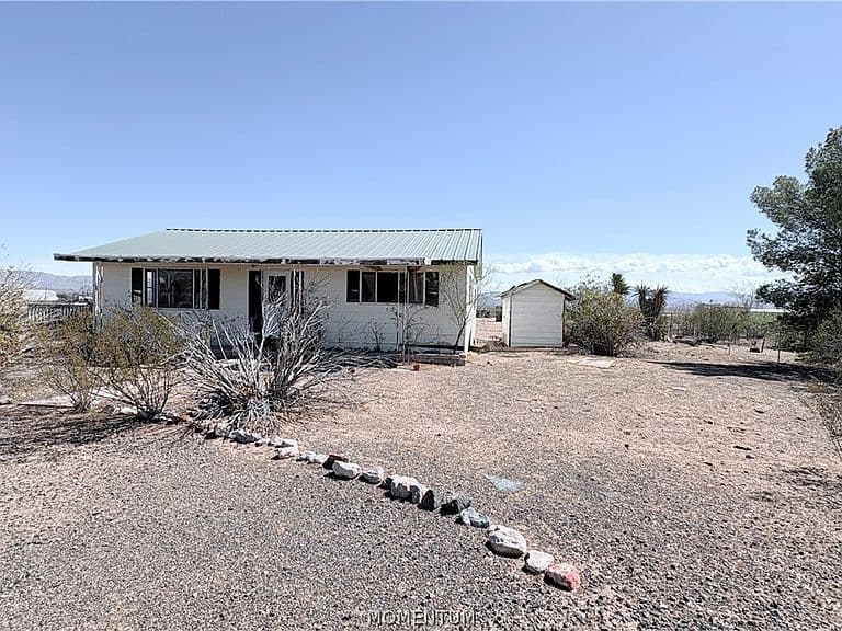 2330 S Estrella Road photo 1