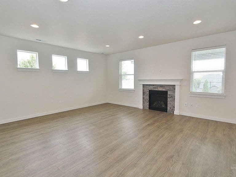 10431 W Thimbleberry Dr photo 3