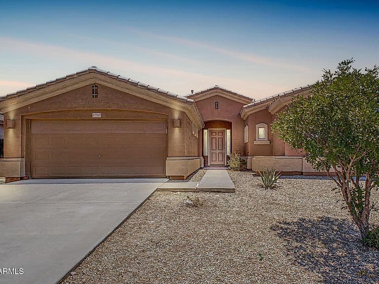 17767 W DESERT VIEW Lane photo 1