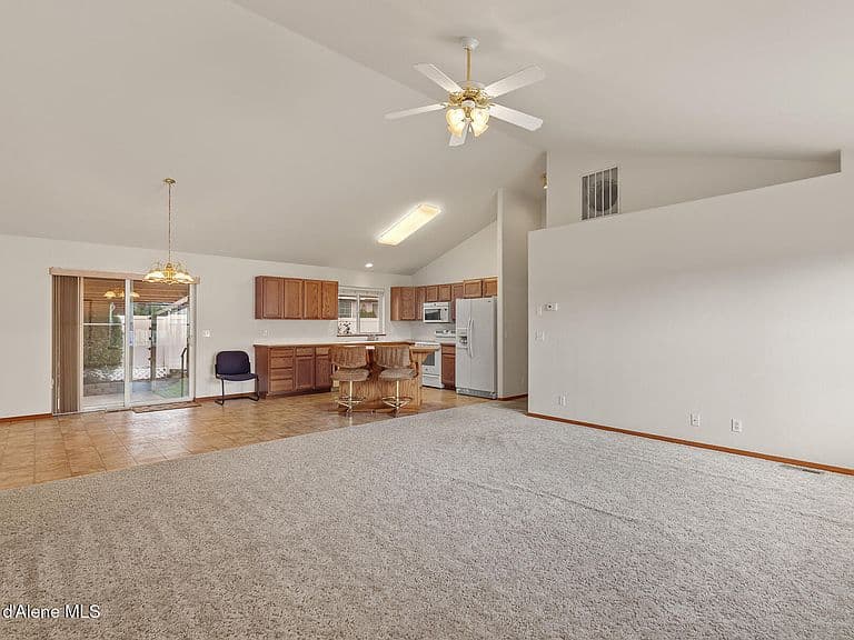 1085 N Whidbey Ln photo 3