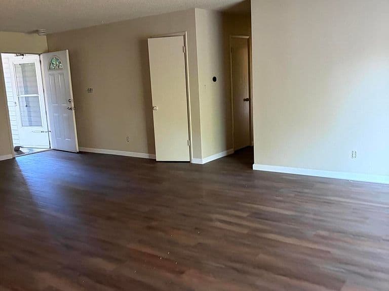 112 Rawhide Way photo 3