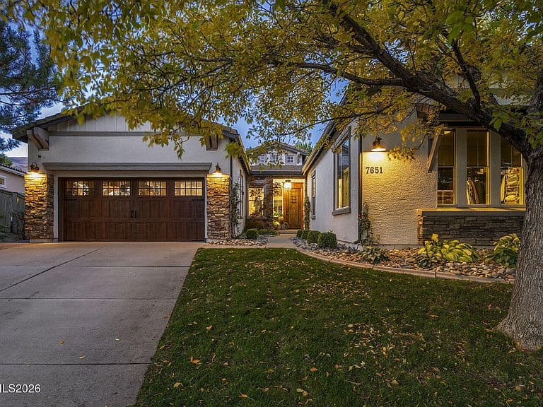 7651 Autumn Ridge Cir photo 2