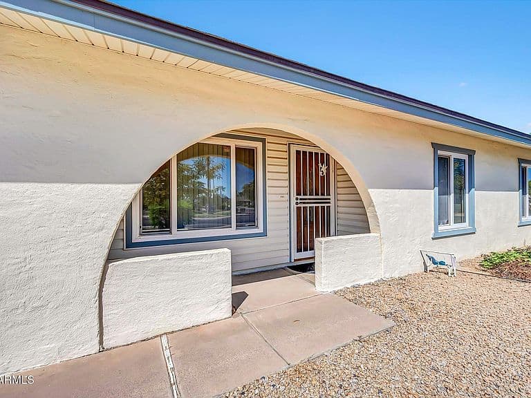 4132 E Greenway Lane photo 3