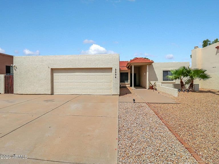 2604 S SIESTA Drive photo 1