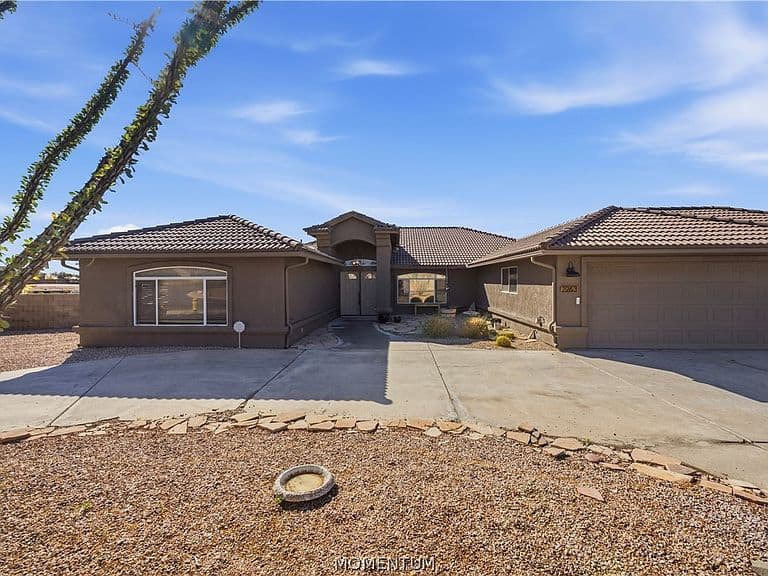 2263 Hopi Drive photo 2