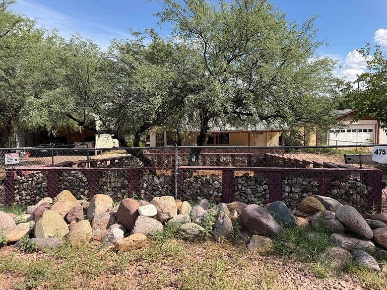 475 E Tonto Creek Trl photo 2