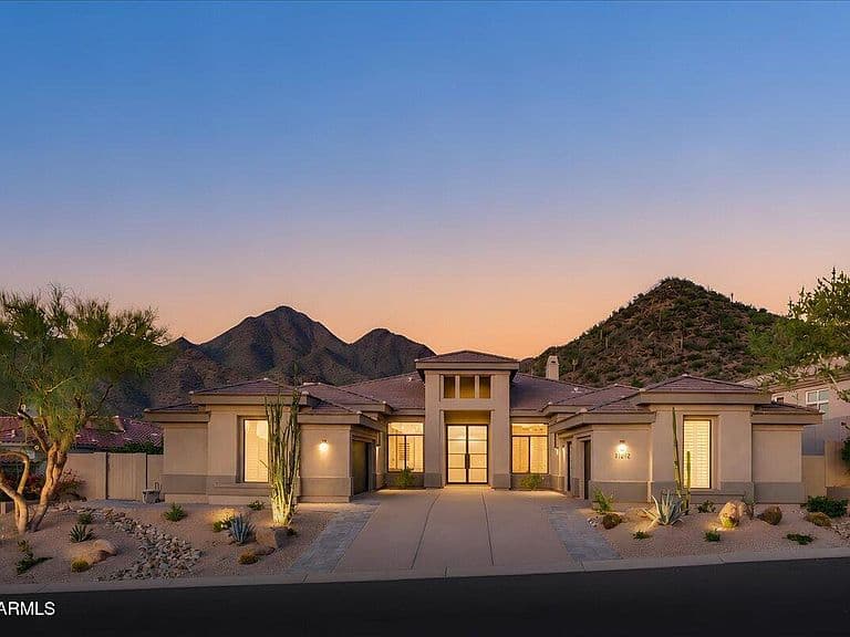 11392 E CARIBBEAN Lane photo 1