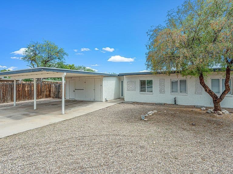 6565 N Positano Way photo 3