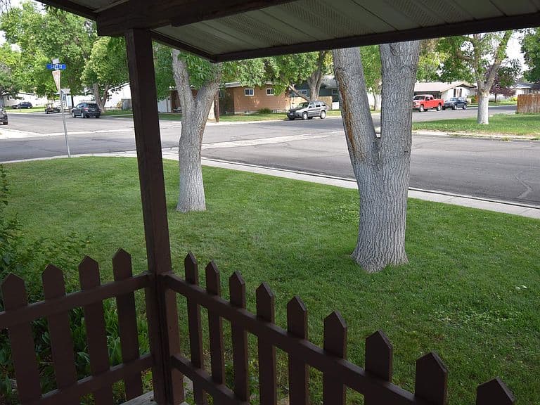 650 Avenue K photo 5